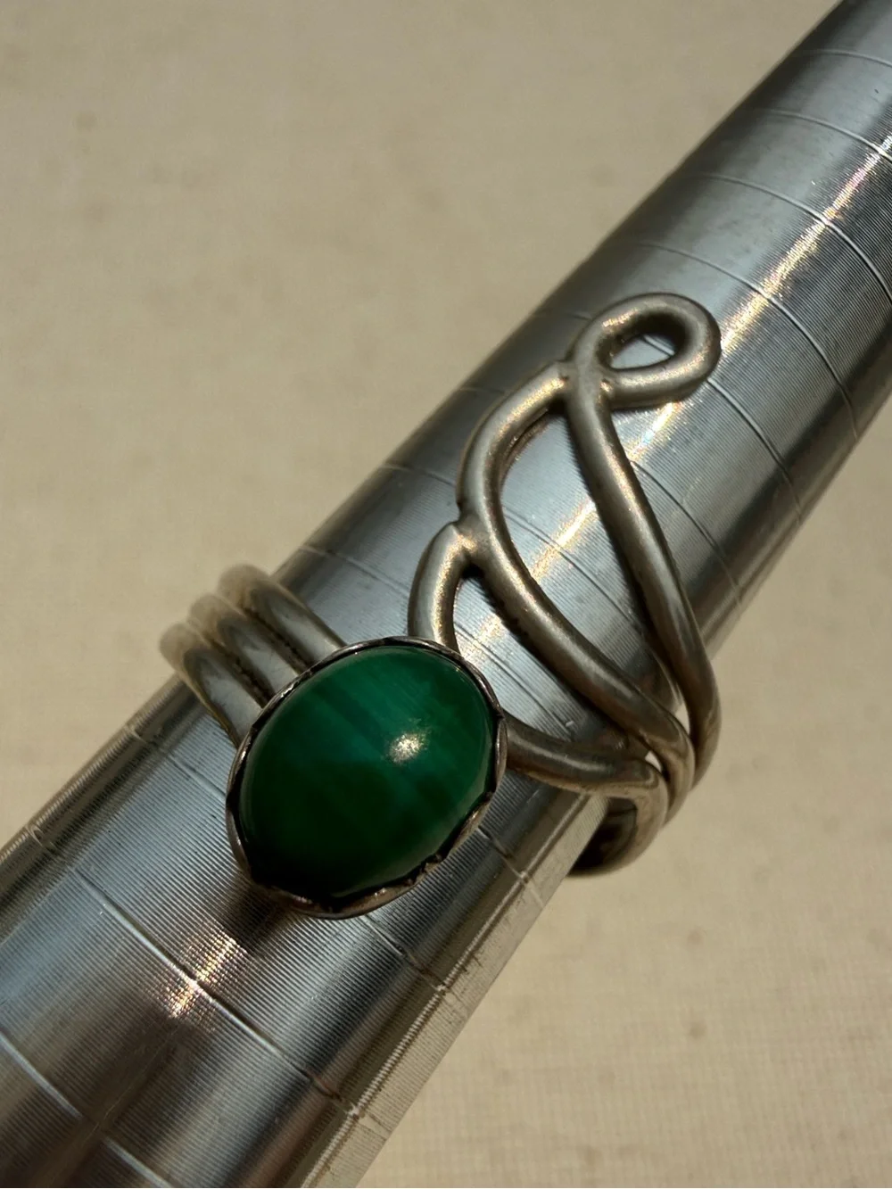 Sterling Silver Green Machalite Stone Ring size 8